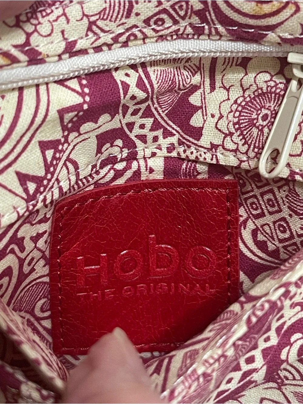 Hobo Tan Leather Wristlet Wallet Zip Around Multi Pockets Zip Pocket Neutral